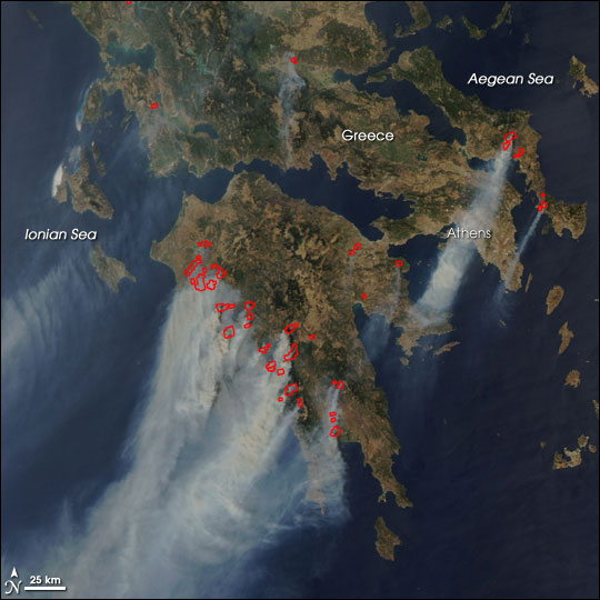 Satellitenaufnahme der Waldbrände in Griechenland vom 26. August 2007